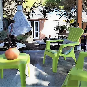 https://ziu-angelinu-ad-un-passo-dal-mare.in-sardinia.net